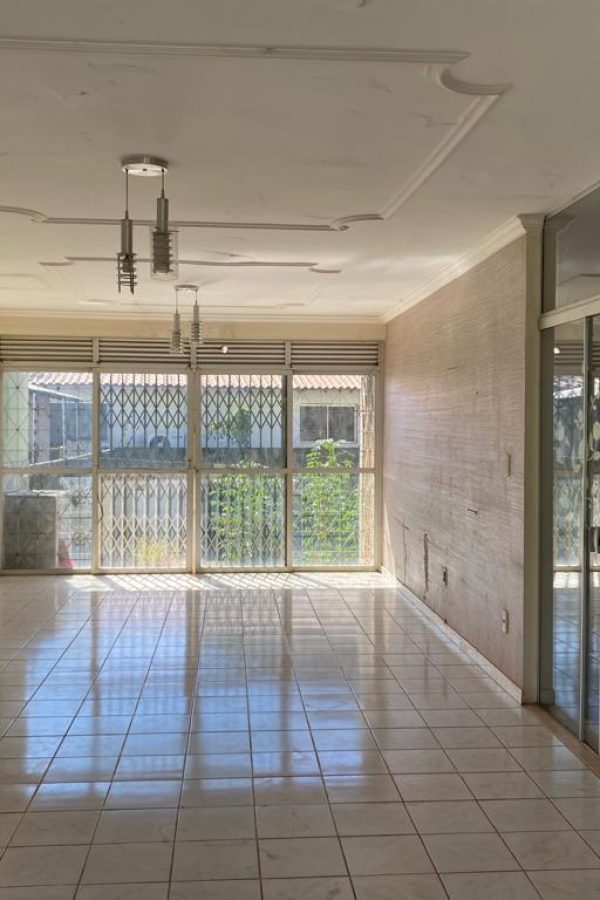 WhatsApp Image 2024-02-16 at 15.17.44 (5)